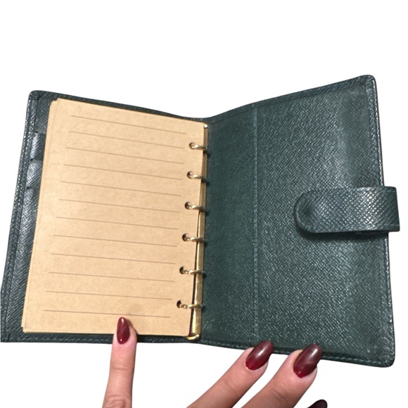 Louis Vuitton Green Taiga leather Agenda - Picture 2 of 6